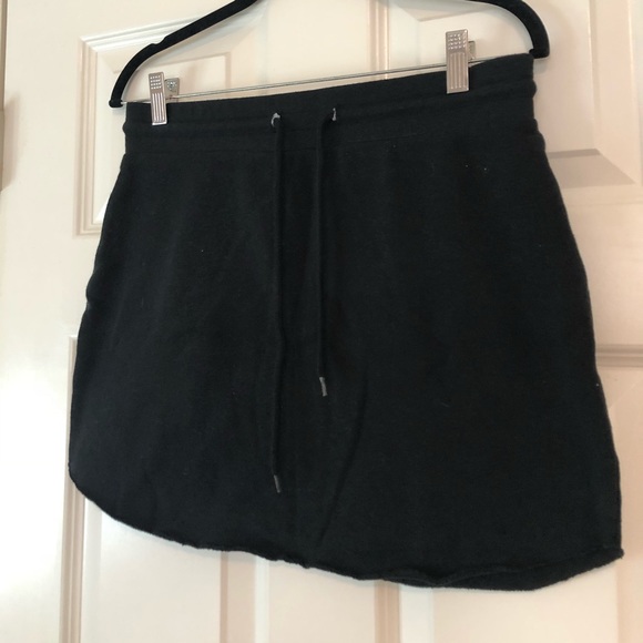 Black L.A. Hearts Sweat-Skirt - Picture 3 of 3